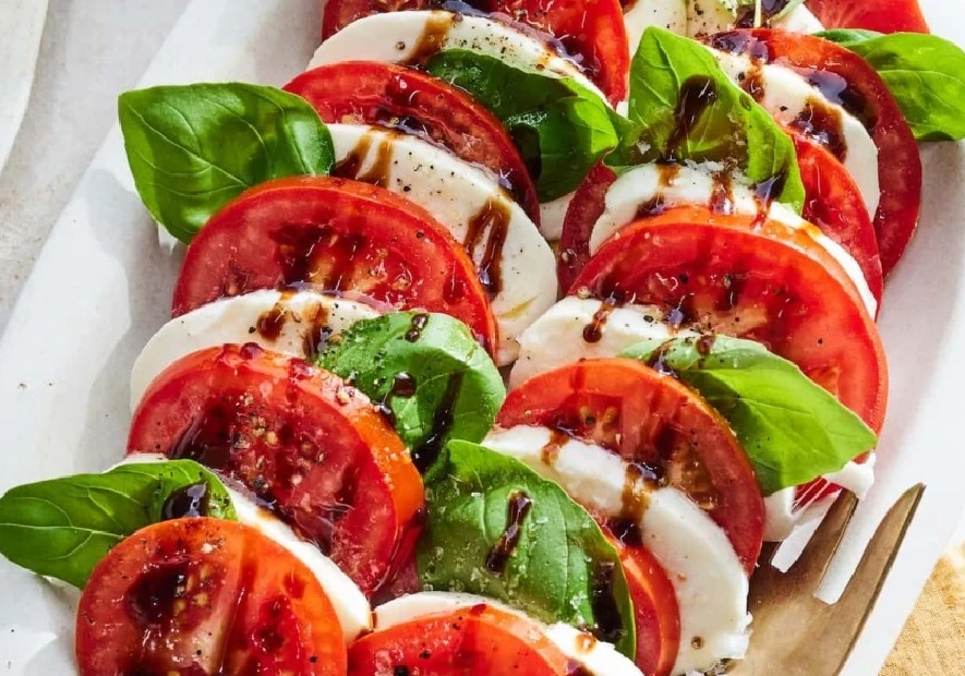 Classic Caprese Salad: A Taste of Italy